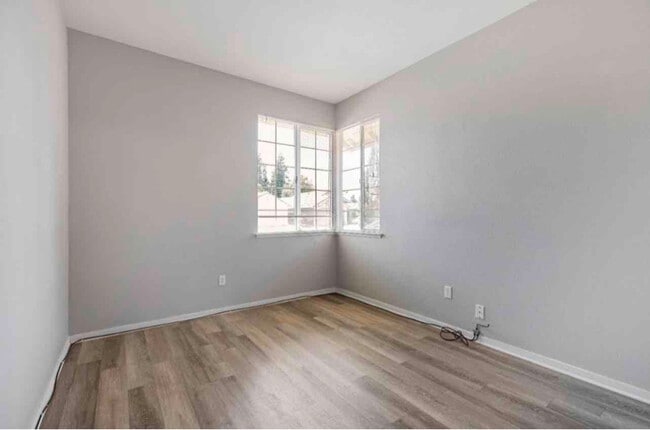 Building Photo - 1247 Arbor Ct
