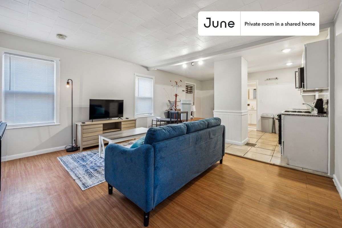 Building Photo - Room in Shared 3 bed/1 bath home in East Cambridge