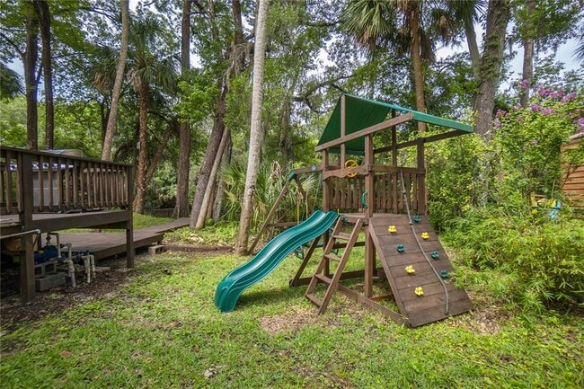 Building Photo - 28 River Trail Dr