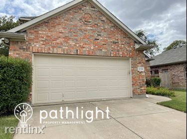 Building Photo - 4 br, 2.5 bath House - 2136 Priscella Driv...