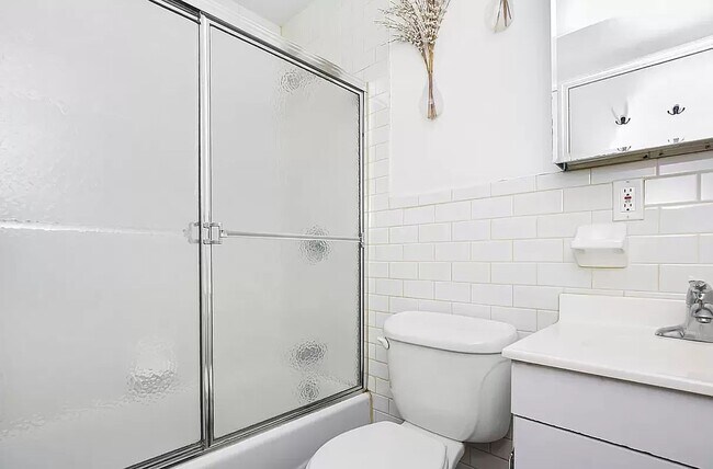 Building Photo - 2117 Third Avenue