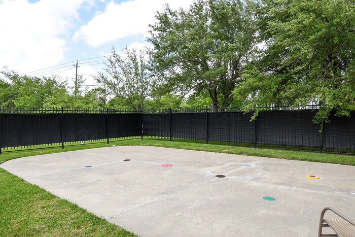 Building Photo - 5047 Gulf Stream Ln