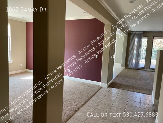 Building Photo - Luxury 3 Bedroom | Serrano Guard Gated Com...