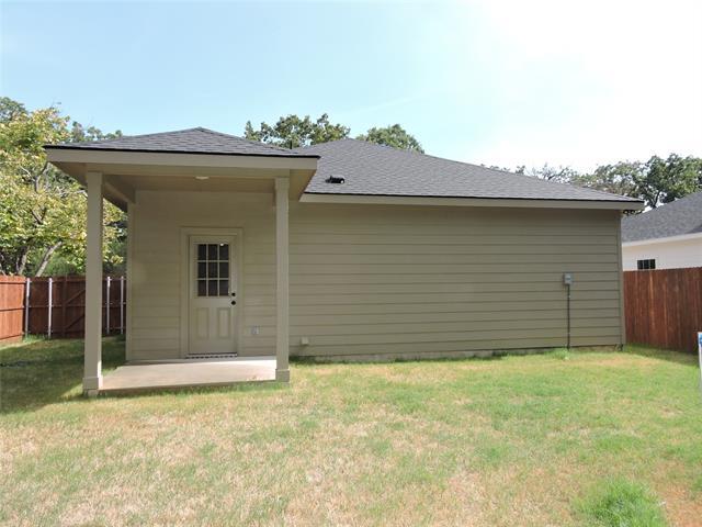 Building Photo - 106 Navajo Dr