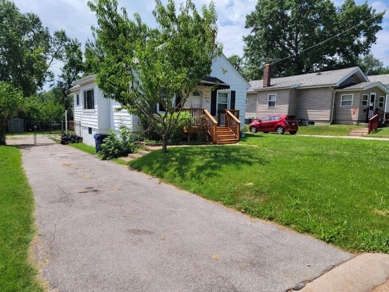 Building Photo - 8620 Moran Pl