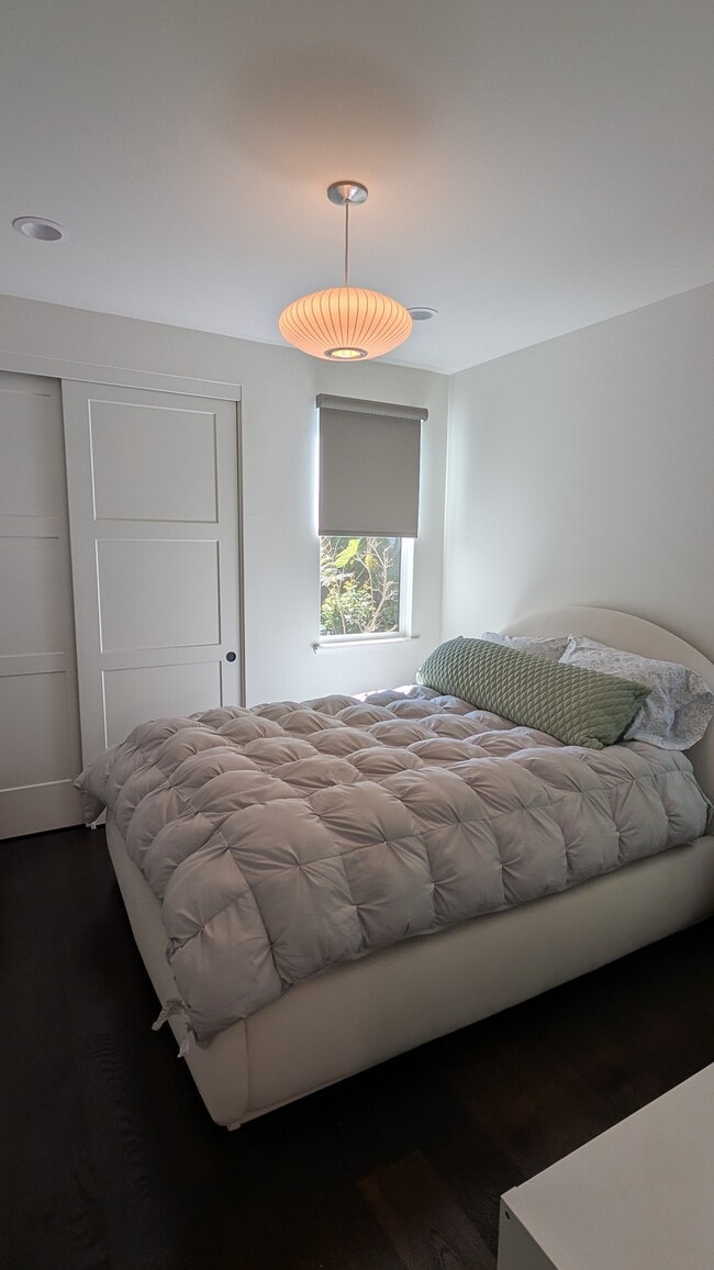 Building Photo - 1604 Winding Creek Way