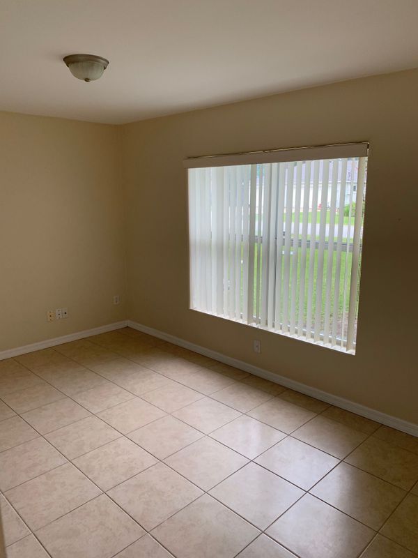 Building Photo - 36 Bunker View Dr