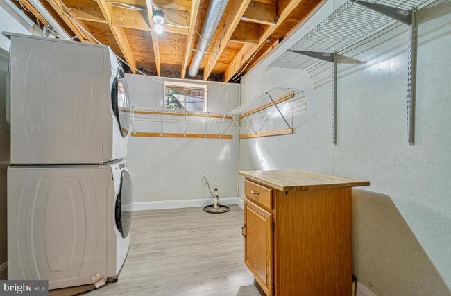 Building Photo - 8423 Hunt Valley Dr