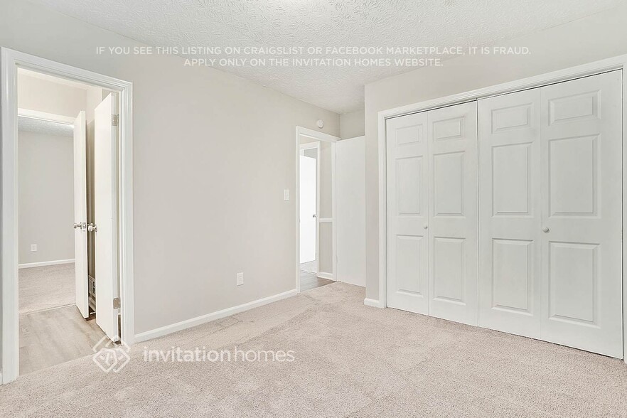 Building Photo - 678 Lakeridge Dr SE