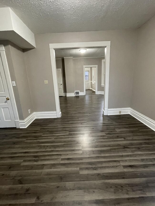 Building Photo - 2410 White St