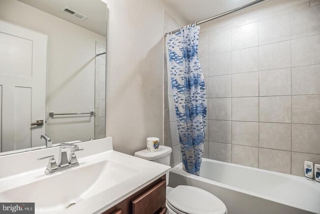 Building Photo - 28 Sparrow Cir