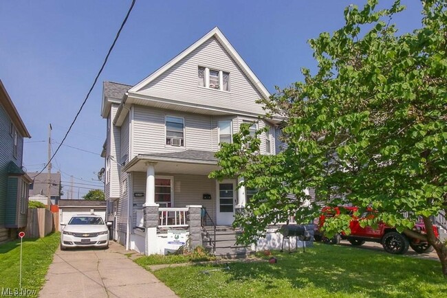 Primary Photo - 3098 W 101st St