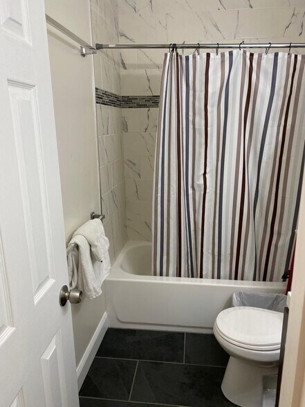 Building Photo - 1632 New Jersey Ave NW