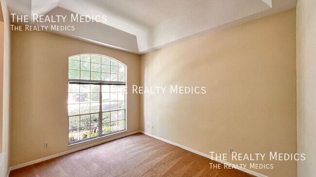 Building Photo - 7823 Fernleaf Dr