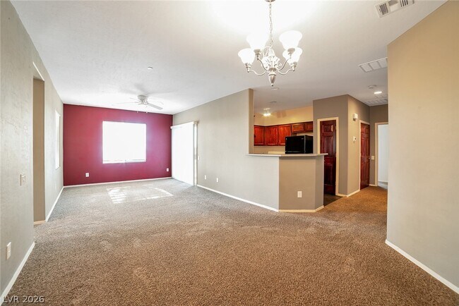 Building Photo - 6868 Sky Pointe Dr