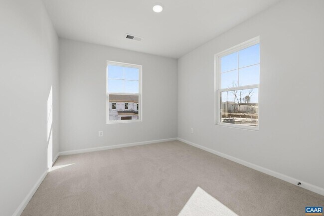 Building Photo - 59 Grayson Village Dr