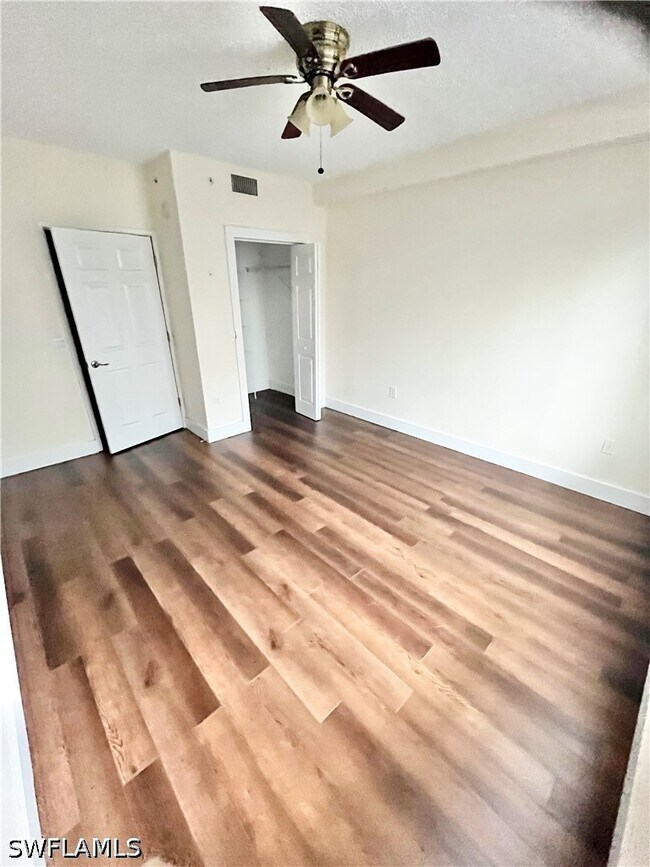 Building Photo - 1115 Reserve Ct