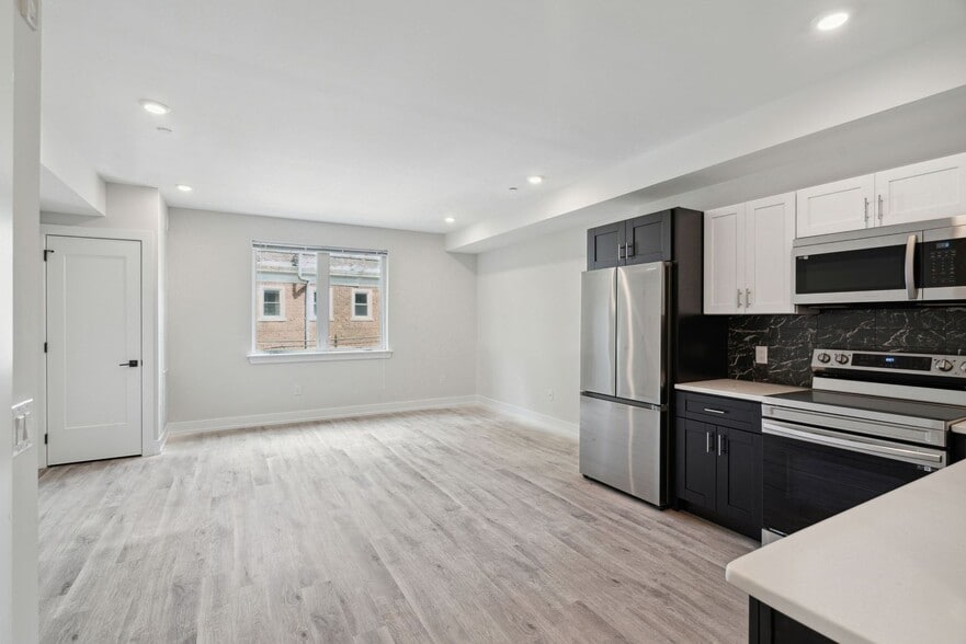 Interior Photo - Hightop Germantown - Sparrow House