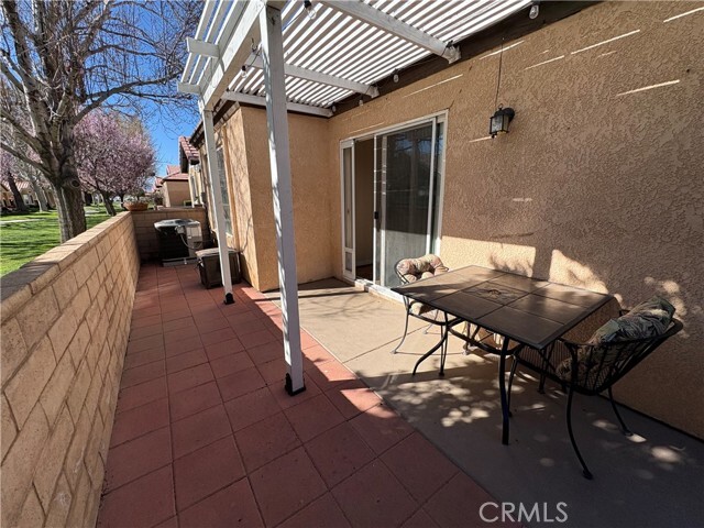 Building Photo - 11571 Park Ln