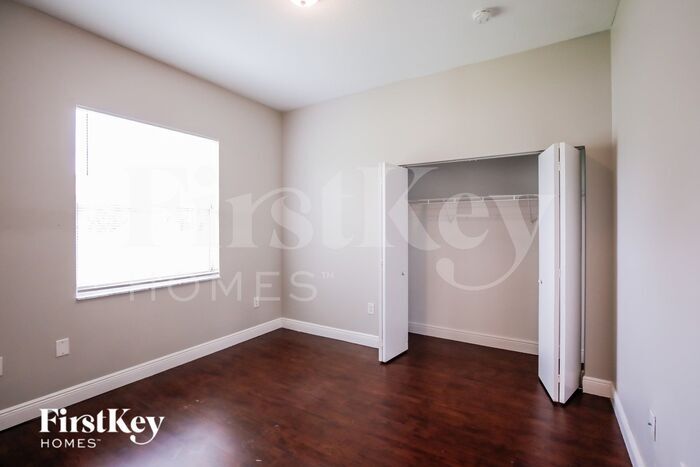 Building Photo - 16498 SW 288th Ln