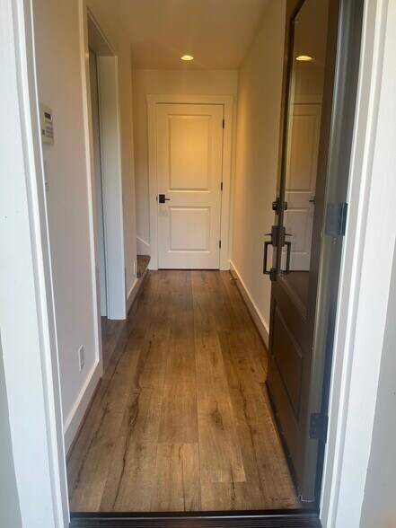 Entrance - 3777 Sundale Rd