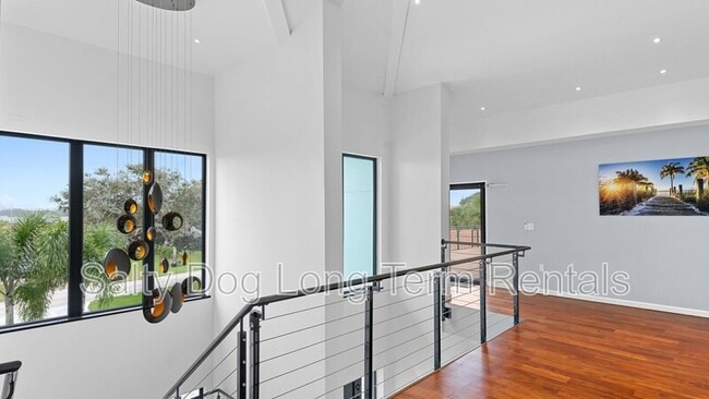 Building Photo - 3001 John Anderson Dr