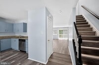 Building Photo - 17 Wellspring Cir
