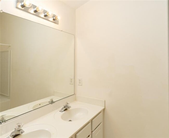 Building Photo - 3363 Hidden Cove Cir NW