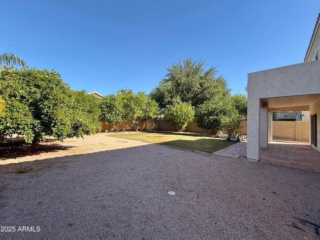 Building Photo - 16803 N 50th Way