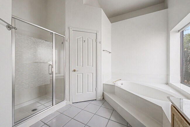 Building Photo - Beautiful Sonoran Heights 4 bed Home, 3 car garage, and Pool