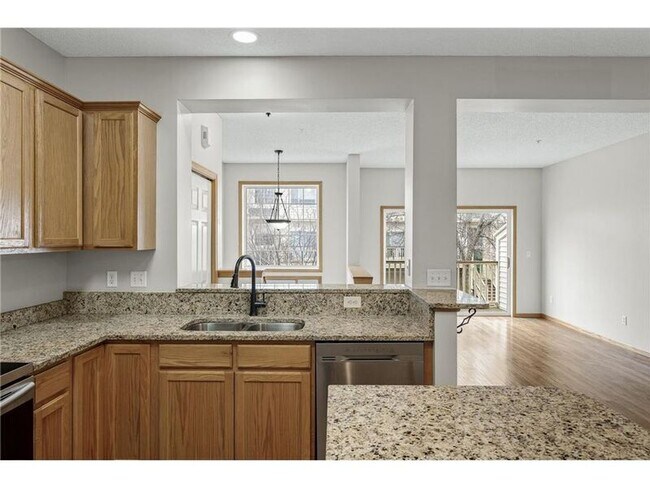 Building Photo - 13840 54th Ave N