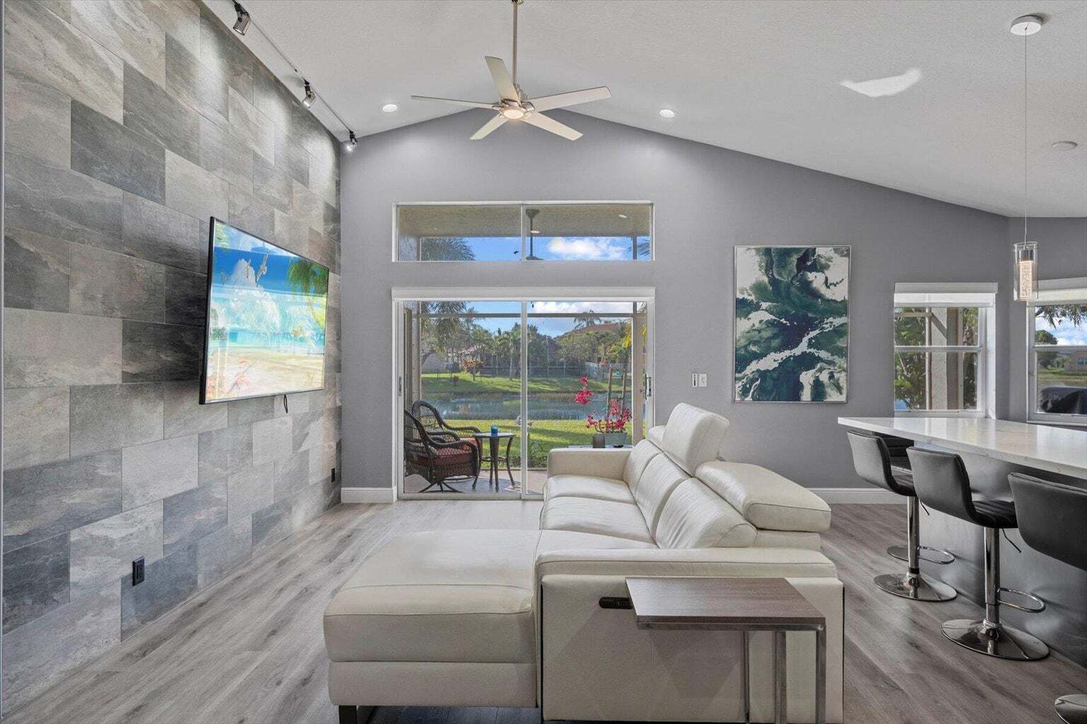 Building Photo - 3689 Miramontes Cir