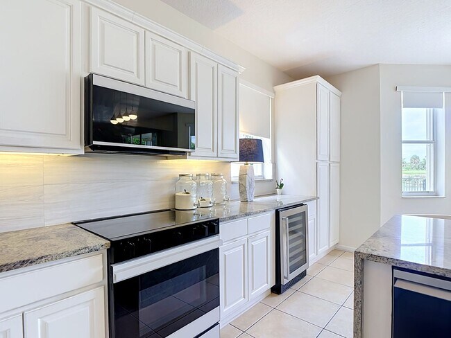 Building Photo - Beautiful Home for Rent in Royal Palm Beach!