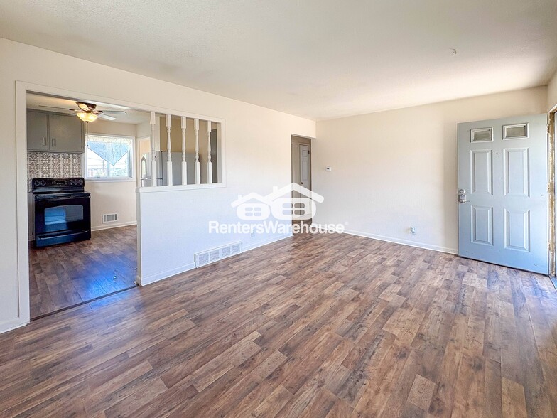 Building Photo - 7086 Jennie Dr