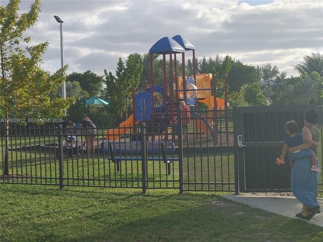 Building Photo - 2353 NW 122nd Ter