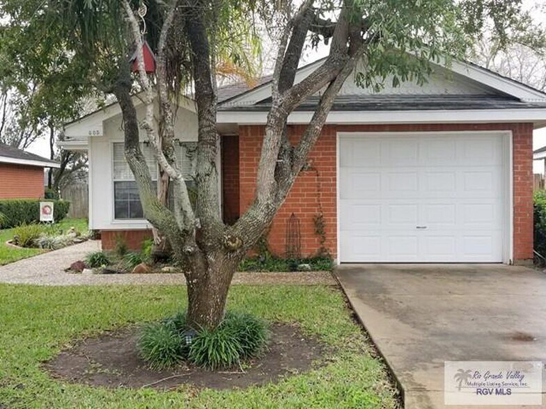 Building Photo - 505 palm valley cir