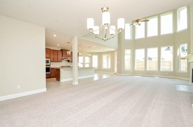 Building Photo - 4711 Hollow Tree Dr