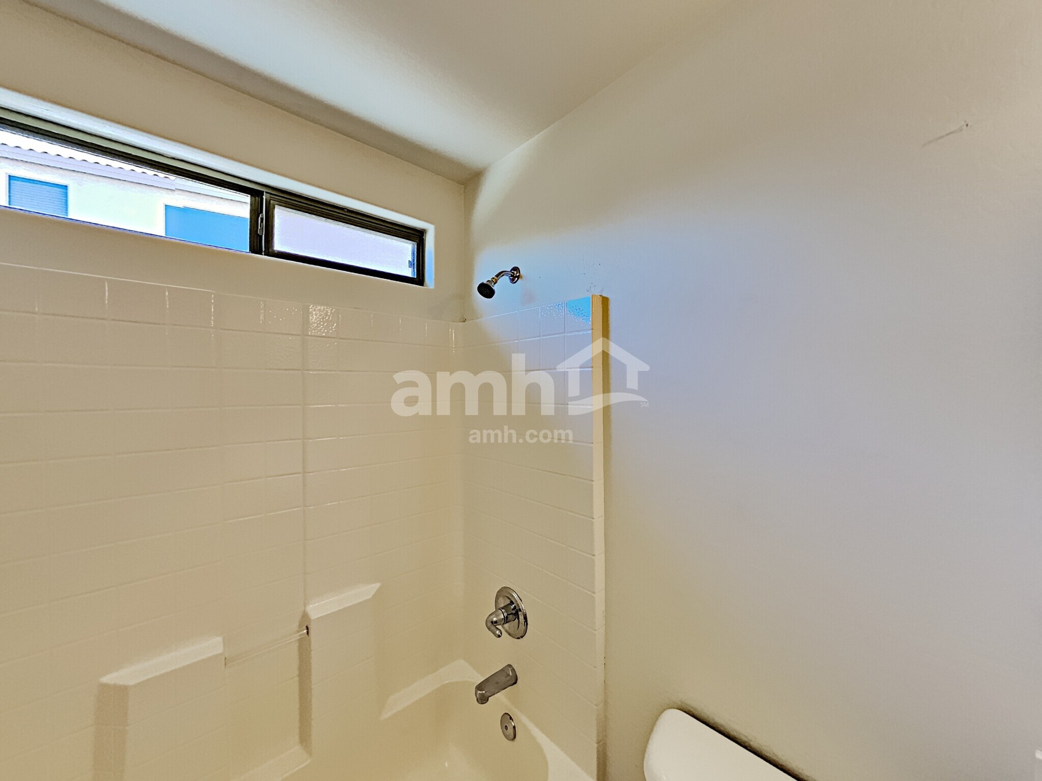 Building Photo - 3207 S 94th Ave