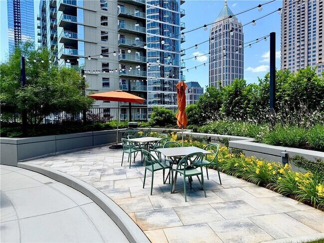 Building Photo - 1080 Peachtree St NE