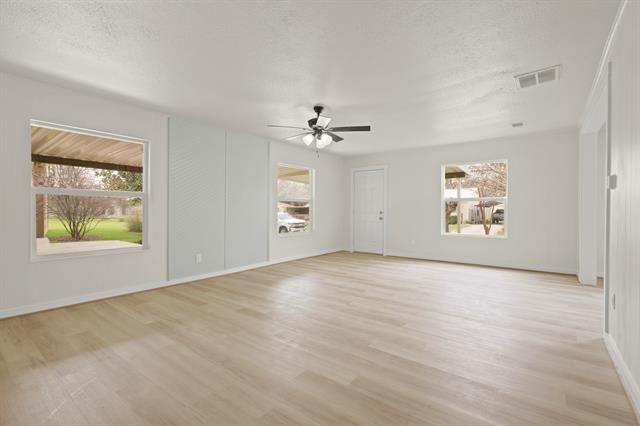 Building Photo - 2340 Harris Ln