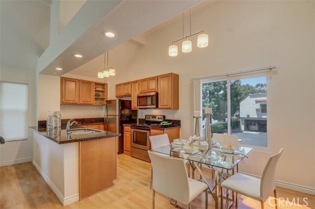 Building Photo - 2 Aruba St