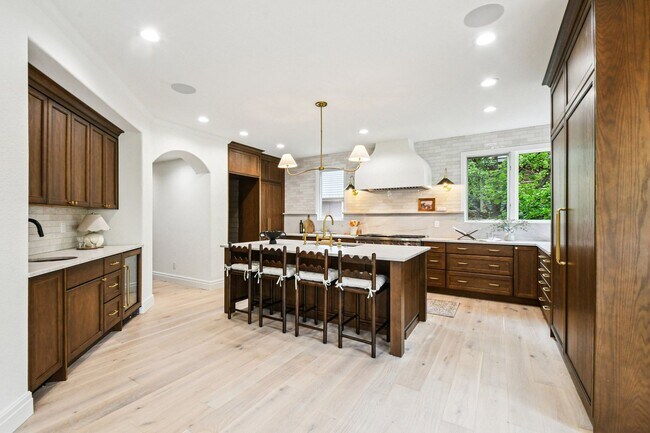 Building Photo - Stunning Cherry Hills Luxury Rental | 5bd/...