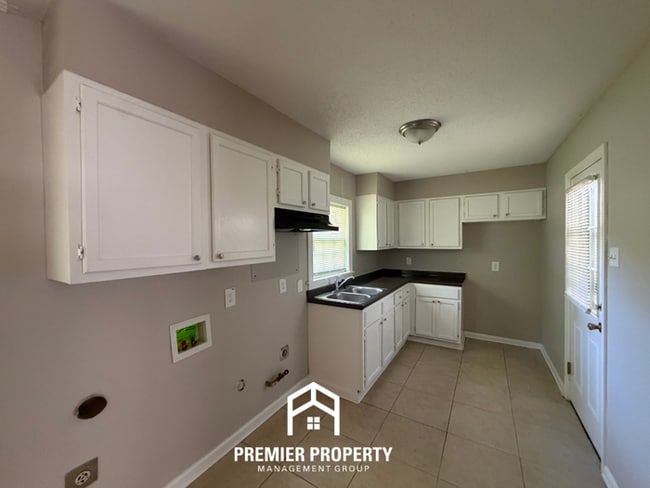 Building Photo - Charming 3BR Colonial Acres Cottage | All Hardwood Floors & Huge Fenced Yard