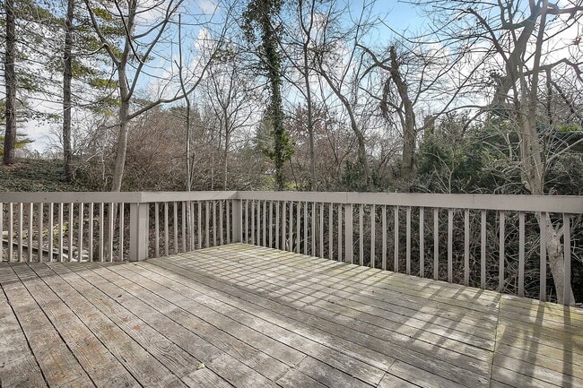 Building Photo - 2737-2737 Charing Rd