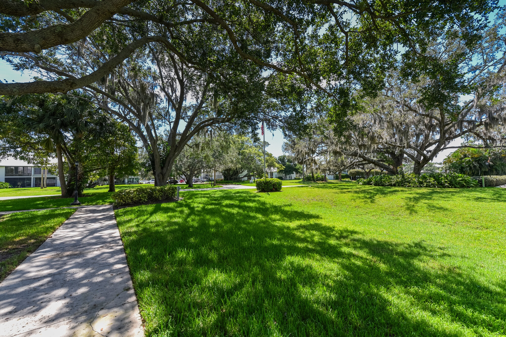 Building Photo - 2273 NW 22nd Ave