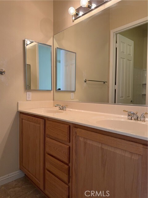 Building Photo - 19721 Chicory Ct