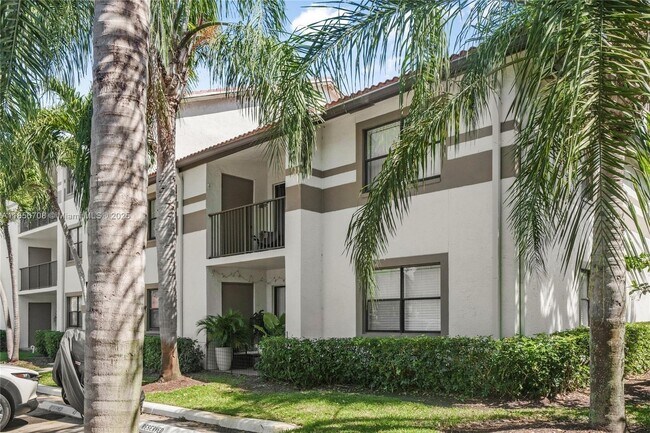 Building Photo - 530 S Park Rd