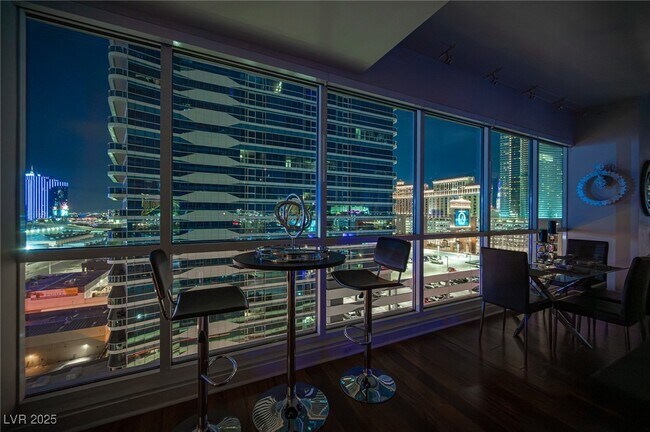 Building Photo - 4525 Dean Martin Dr