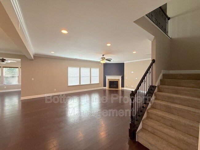 Building Photo - 178 Alexandria Dr