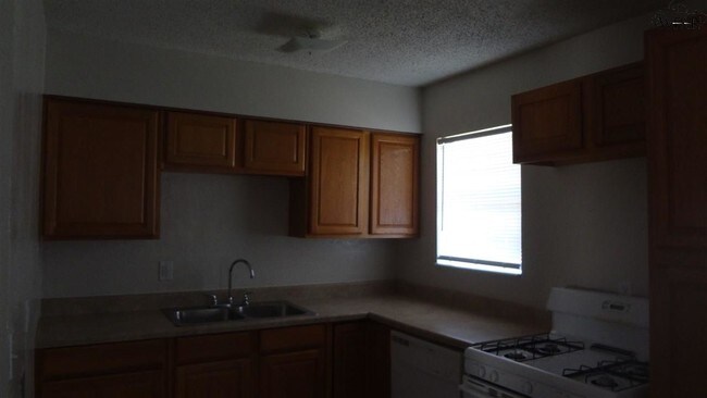 Building Photo - 1503 Covington St